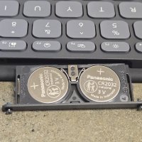 2x CR2032 Batteries
